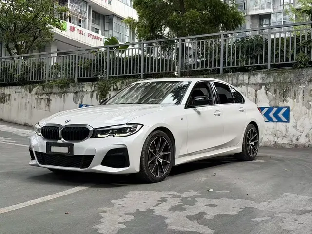 BMW 3 Series 2020 330i M Sport Blackout Package