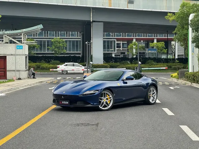 Ferrari Roma 2020 3.9T V8