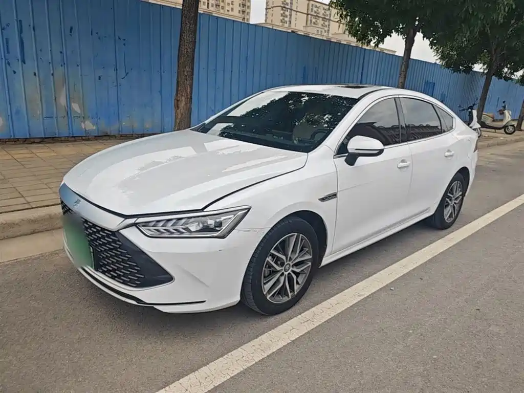 BYD Qin PLUS 2023 Champion Edition DM-i 120KM Leading Type