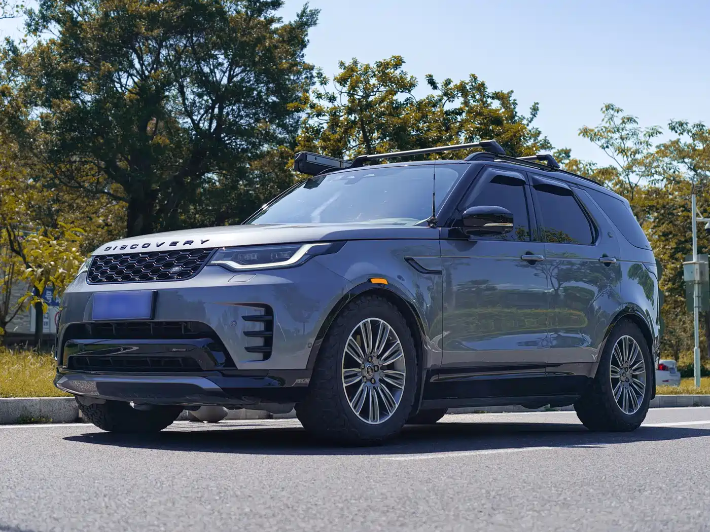Land Rover Discovery 2023 360PS R-Dynamic S