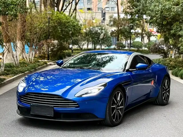 Aston Martin DB11 2020 4.0T V8 Coupe