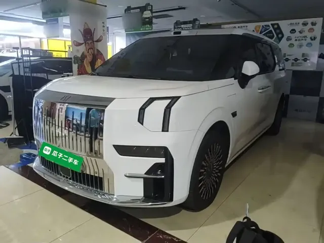 ZEEKR 009 2024 6-Seat Executive AWD Version 140kWh