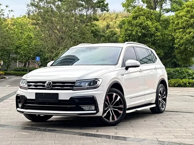Volkswagen Tiguan L 2021 330TSI Automatic 2WD R-Line Premium