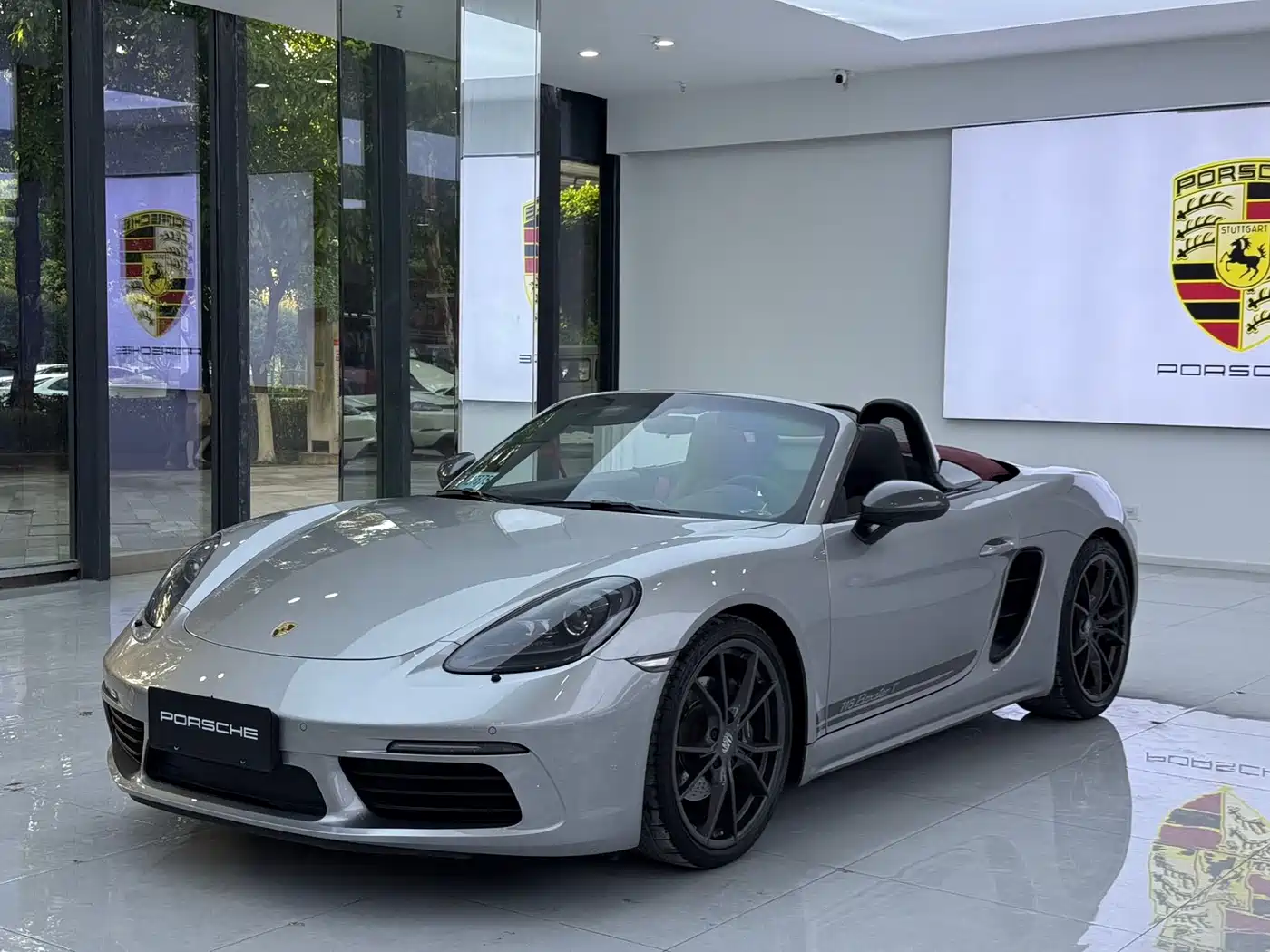 Porsche 718 2019 Boxster T 2.0T