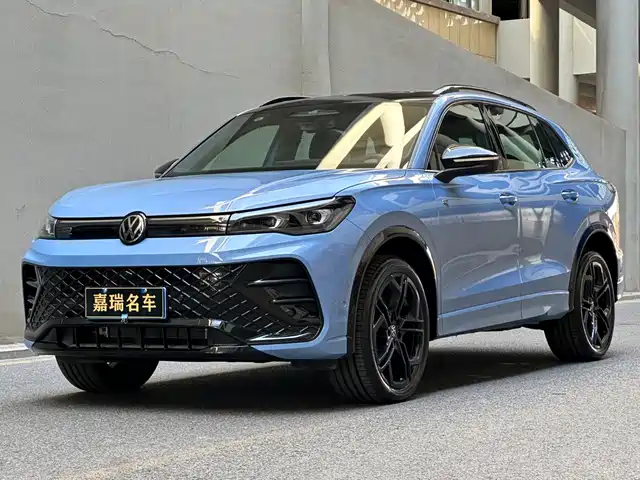 Volkswagen Tiguan L 2025 PRO 380TSI 4WD R-Line Smart Premium Edition