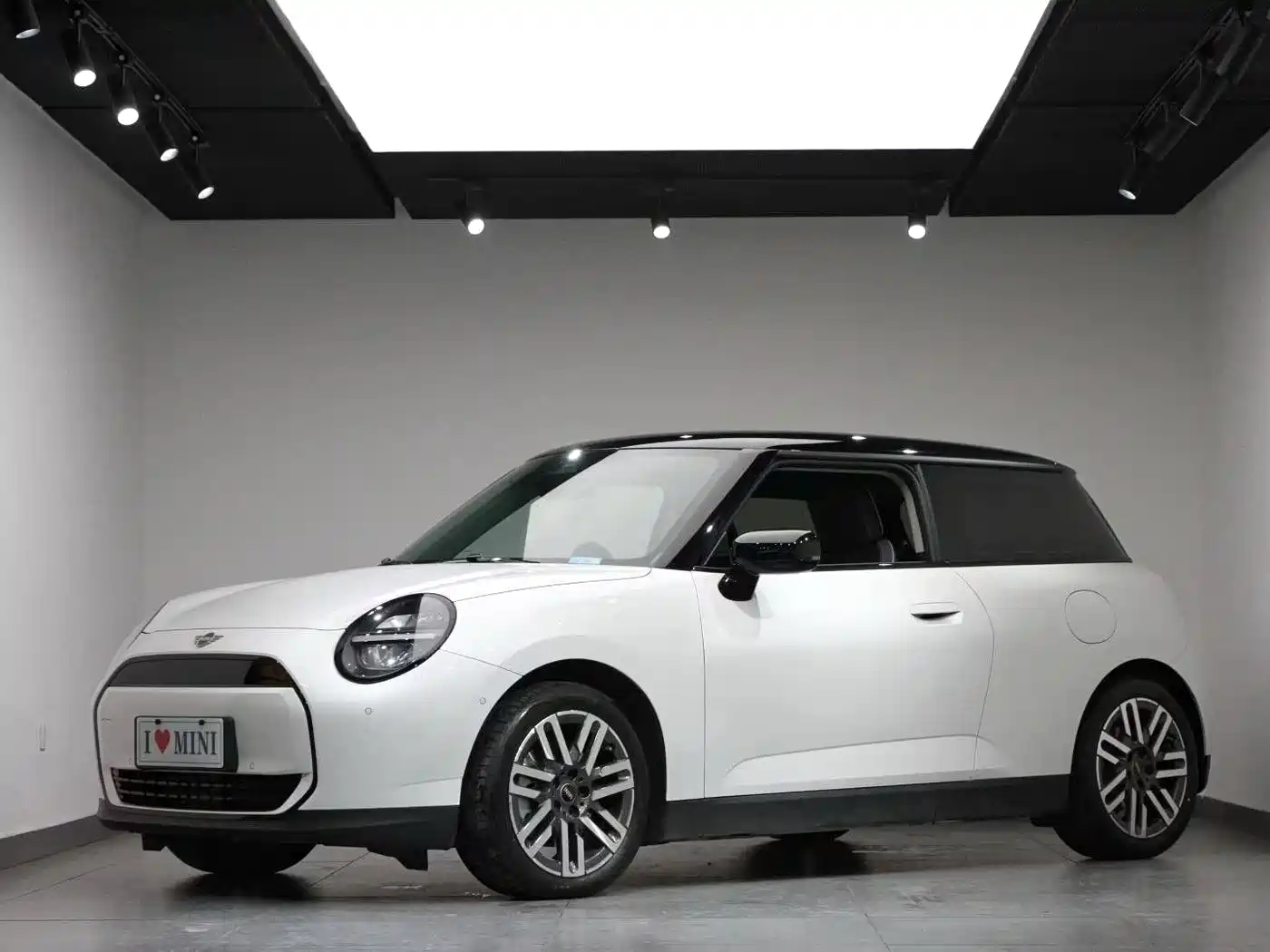 MINI Electric MINI COOPER 2024 456km COOPER E Classic