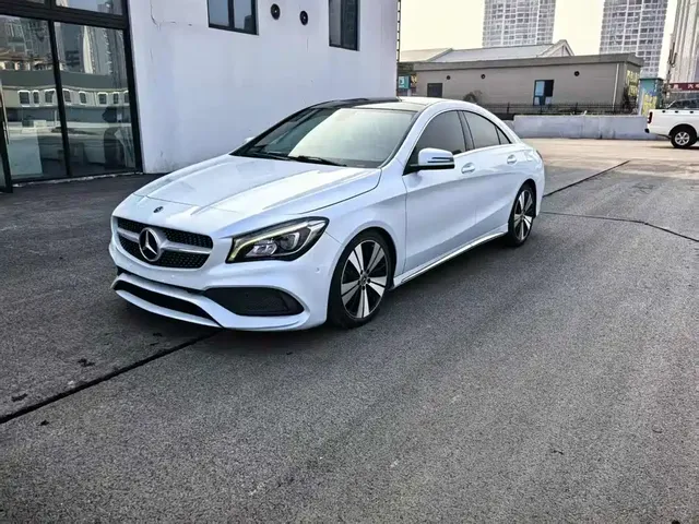 Mercedes-Benz CLA (Import) 2018 CLA 200 Fashion Edition