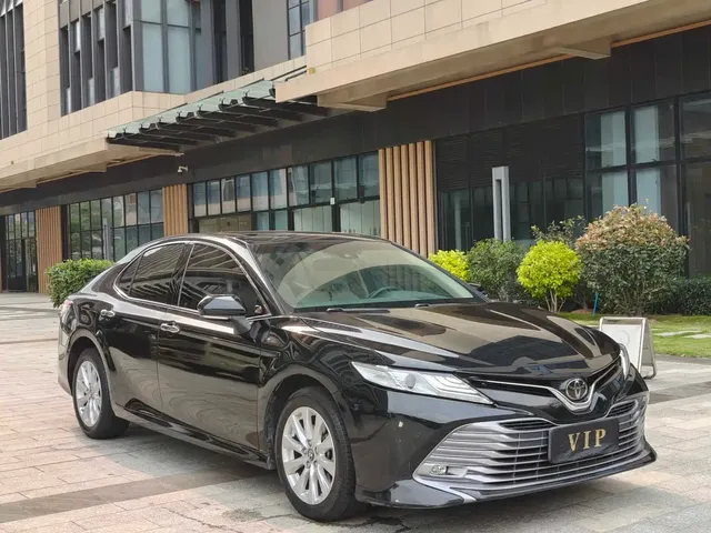 Toyota Camry 2019 Facelift 2.0G Luxury Edition