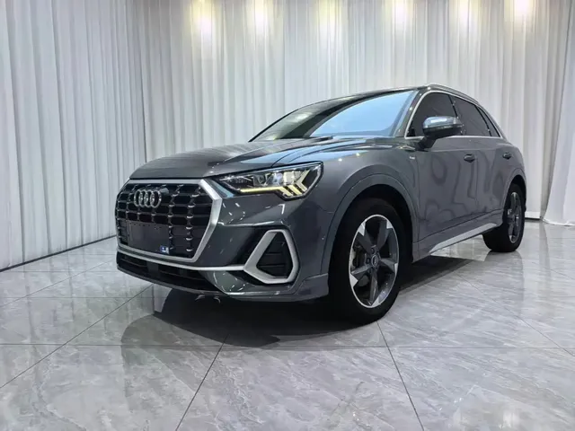 Audi Q3 2022 35 TFSI Fashion Dynamic