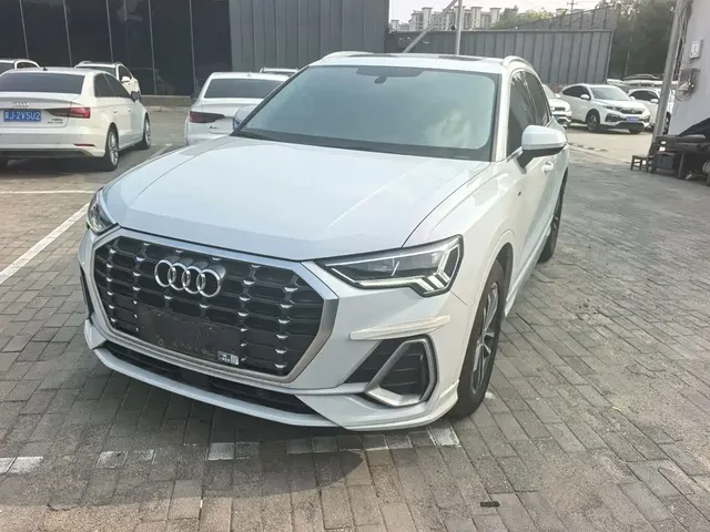 Audi Q3 2022 35 TFSI Fashion Dynamic