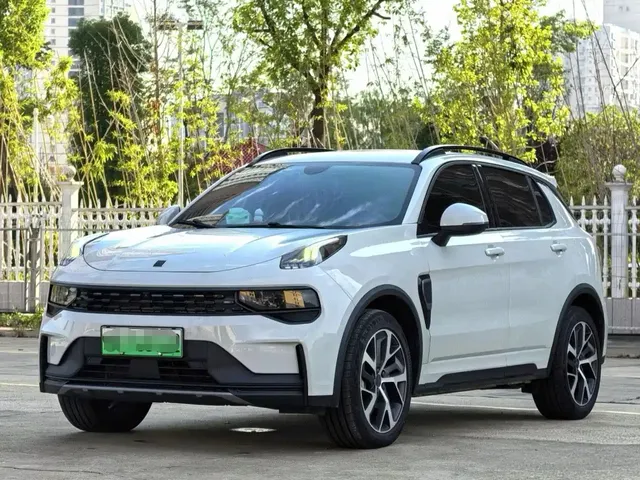 Lynk & Co 01 EM-P 2022 1.5TD PHEV Plus