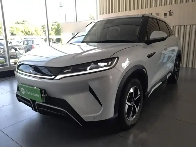 BYD Yuan UP 2024 401KM Leading Edition
