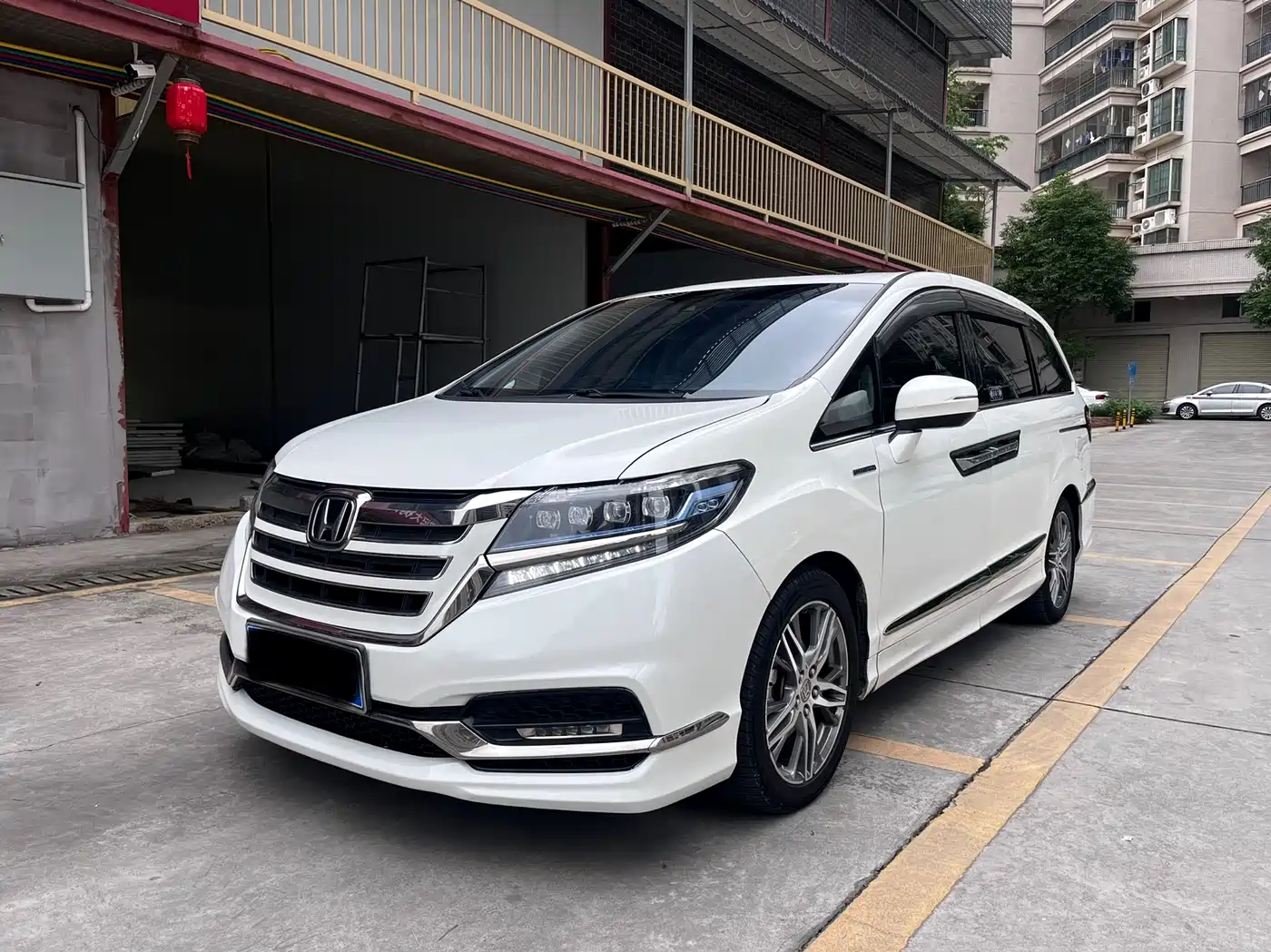 Honda Elysion 2019 2.0L Hybrid Comfort Edition
