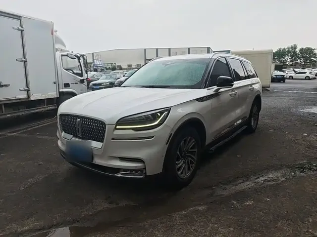 Lincoln Aviator 2020 3.0T V6 4WD Premium Edition