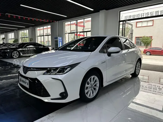 Toyota Corolla 2022 Hybrid 1.8L E-CVT Pioneer Edition