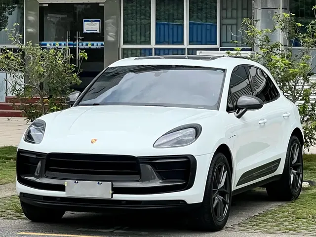 Porsche Macan 2023 Macan T 2.0T