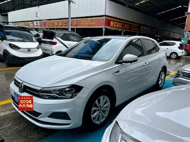 Volkswagen Polo 2023 Facelift Plus 1.5L Auto Chroma Tech Edition
