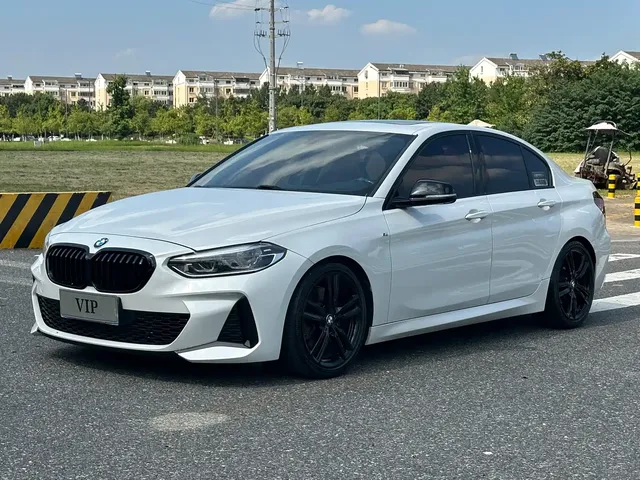BMW 1 Series 2021 125i M Sport Black Night Edition