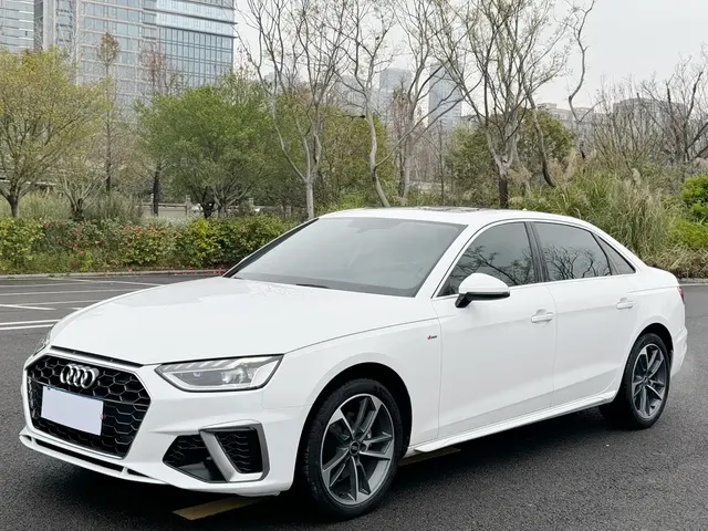 Audi A4L 2022 40 TFSI Fashion Dynamic