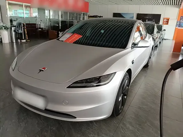 Tesla Model 3 2023 Rear-Wheel Drive