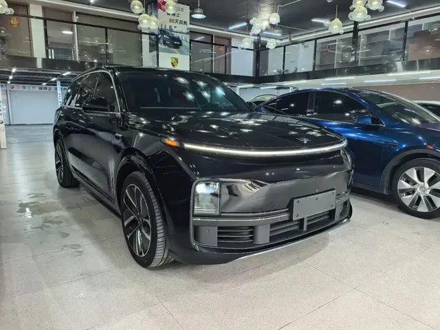 Li Auto Li Xiang L9 2023 Model Pro