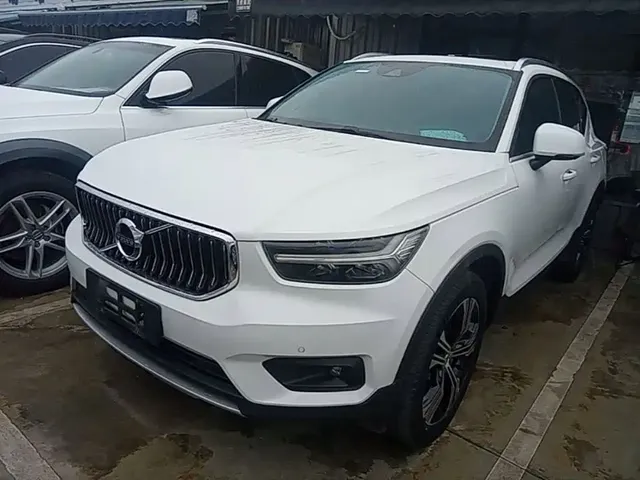 Volvo XC40 2021 T4 AWD Smart Luxury Edition
