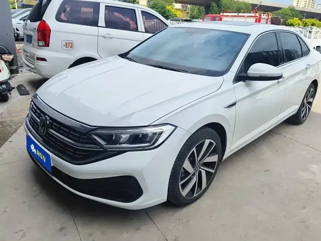Volkswagen Sagitar 2025 300TSI DSG Excellence Edition