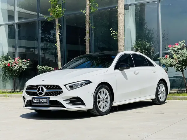 Mercedes-Benz A-Class 2020 Facelift A 200 L Sport Sedan Dynamic