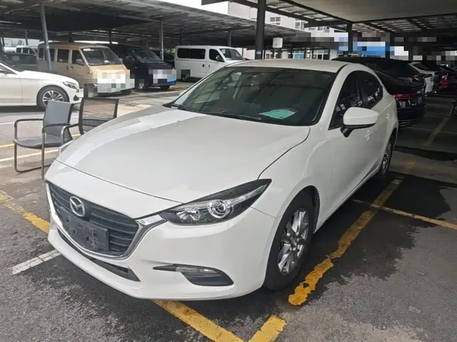 Mazda 3 Axela 2019 Cloud Control Edition Sedan 1.5L Auto Comfort China VI