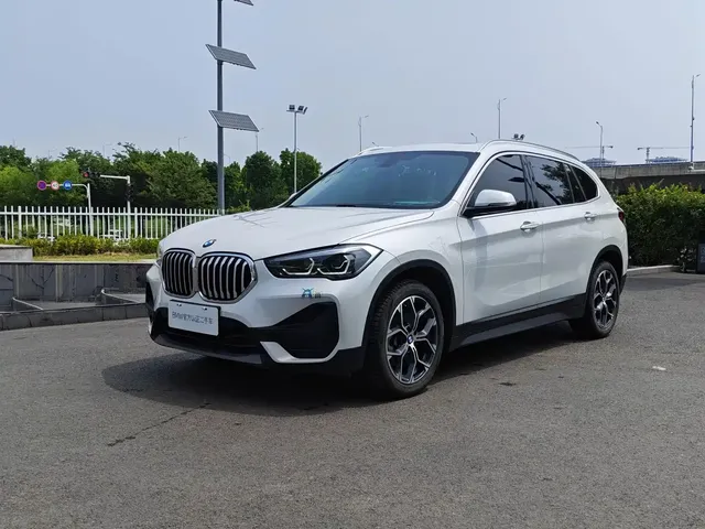 BMW X1 2022 sDrive25Li Leading