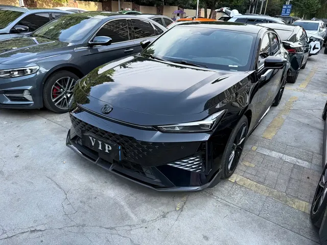 Changan UNI-V 2024 1.5T Deluxe Sport