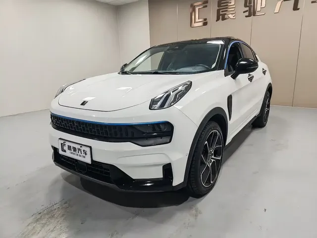 Lynk & Co 05 2020 2.0TD 2WD Shine Halo