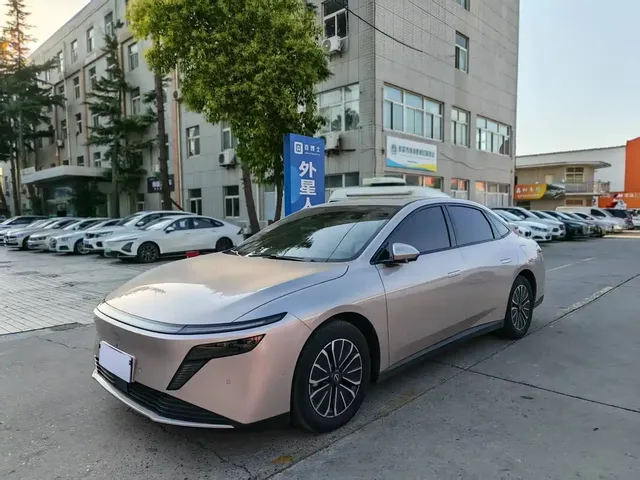Nissan N6 2025 High Configuration