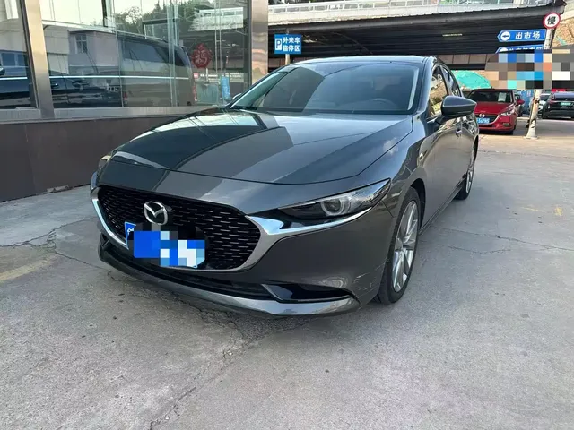 Mazda 3 Axela 2021 2.0L Automatic Quality Glamour