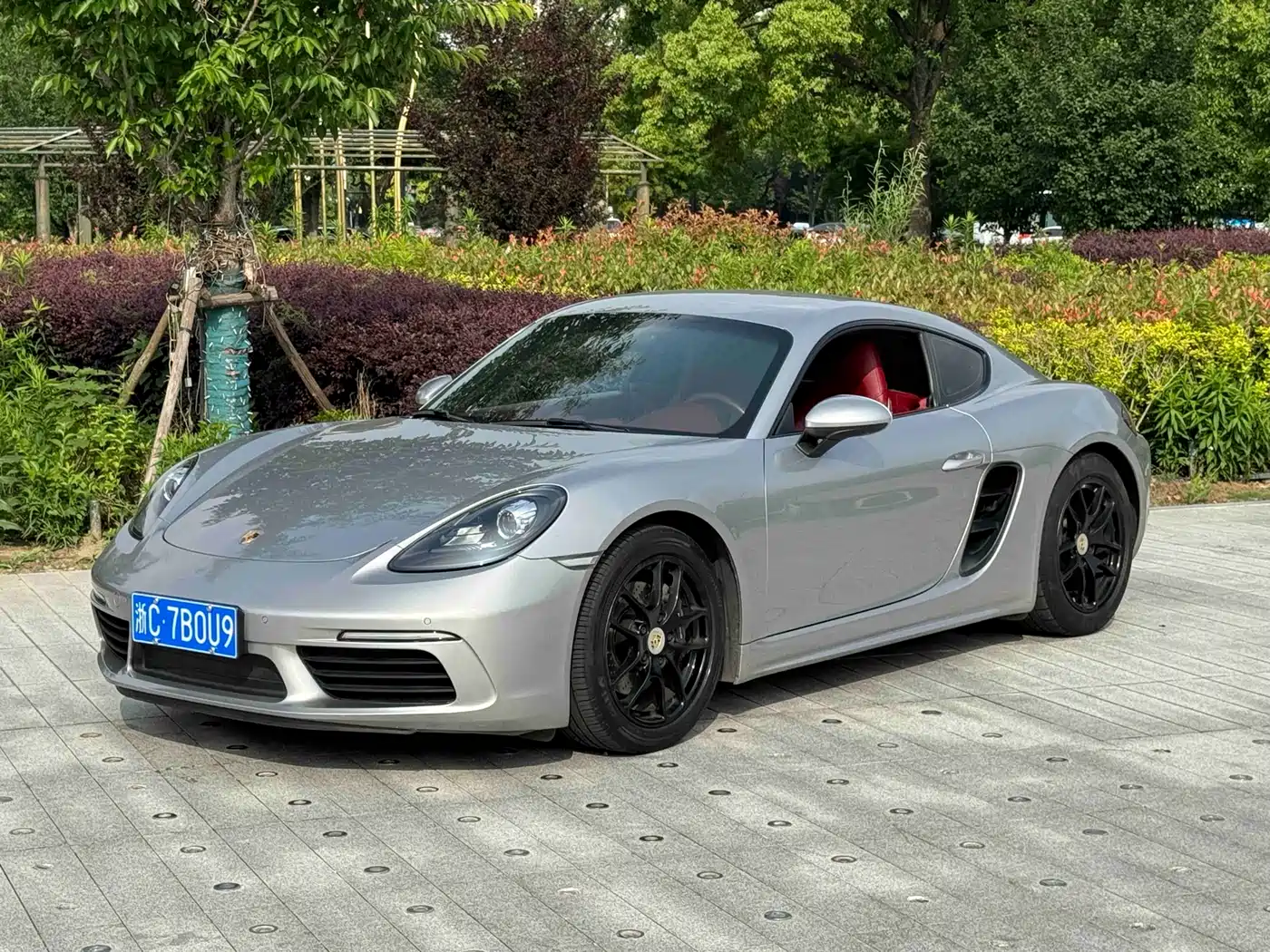 Porsche 718 2020 Cayman 2.0T