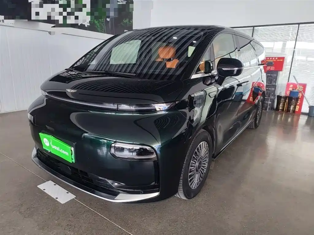 Geely Galaxy Yizhen L380 2025 Model 805km Flagship Edition AWD