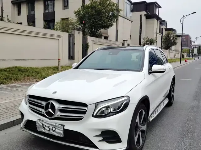 Mercedes-Benz GLC 2018 GLC 260 4MATIC Luxury
