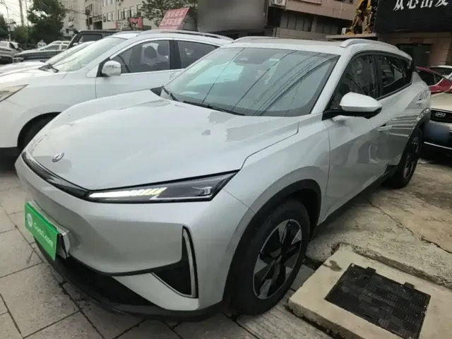 Dongfeng Aeolus Dongfeng Fengshen L7 2025 205 Ultra Long Range Luxury