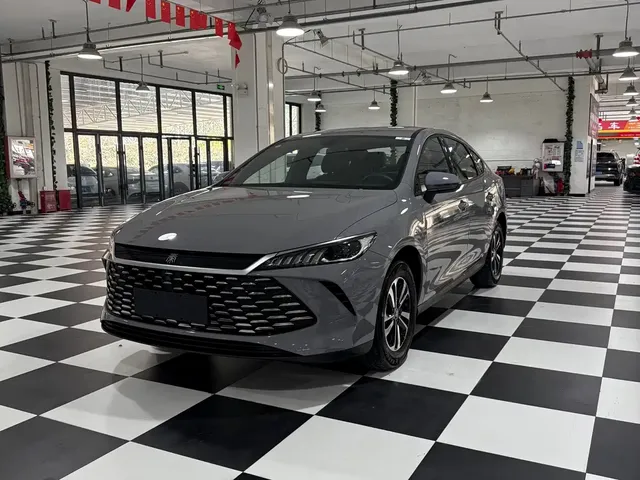 BYD Qin PLUS 2026 Model DM-i 210KM Progressive Edition
