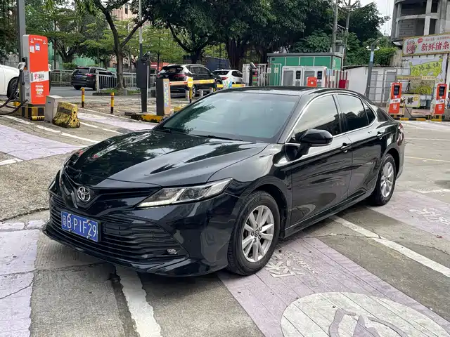 Toyota Camry 2018 2.0E Elite Edition