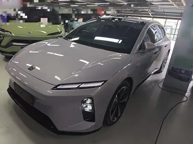 NIO ET5T 2025 75kWh Touring