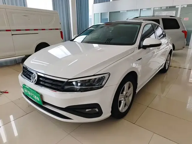 Volkswagen Lamando 2021 230TSI DSG Fashion Edition