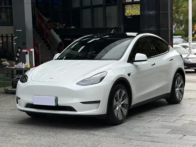 Tesla Model Y 2021 Model Long Range AWD