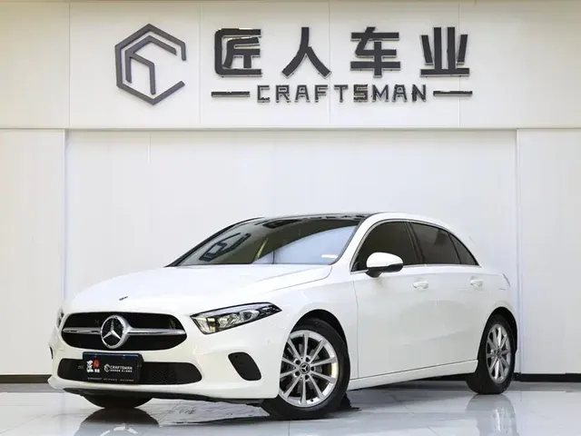 Mercedes-Benz A-Class (Import) 2019 A 200 Fashion Version