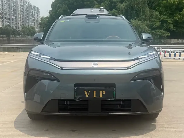 BYD Tang L 2025 DM 175KM Drone Player Edition