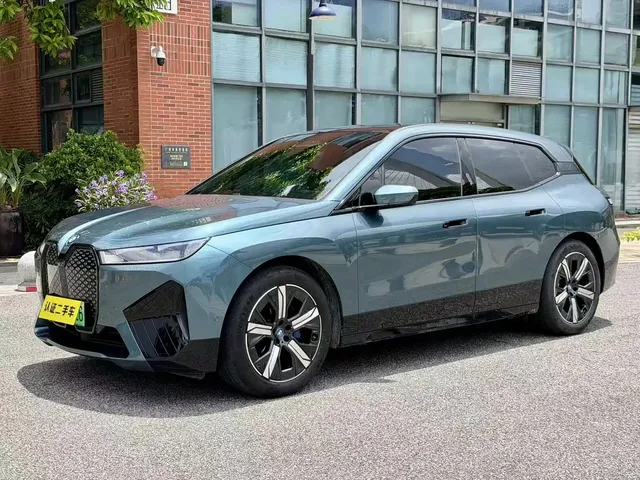BMW iX 2022 xDrive40