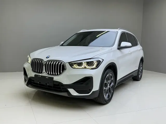 BMW X1 2022 sDrive25Li Leading