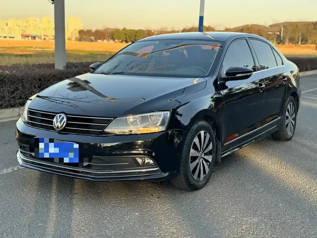 Volkswagen Sagitar 2018 180TSI DSG Premium Edition