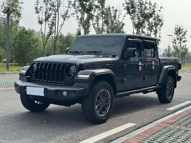 Jeep Gladiator 2022 3.6L Pioneer Edition