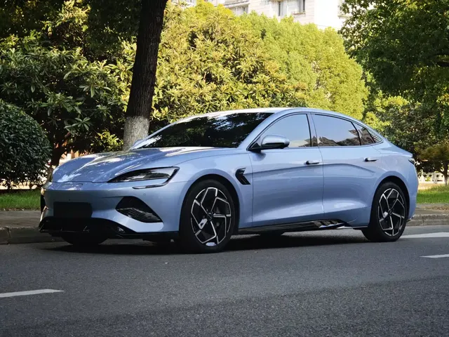 BYD Seal 2022 700km Long Range RWD Edition